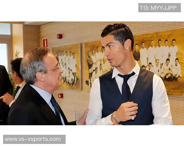 世体:弗洛伦蒂诺前往马拉加支持篮球队,未随队前往阿拉木图 世体:弗洛伦蒂诺前往马拉加支持篮球队,未随队前往阿拉木图