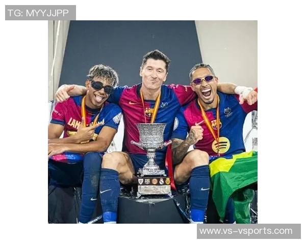 莱万+拉菲尼亚，本世纪首次有两名巴萨球员同场西甲替补双响