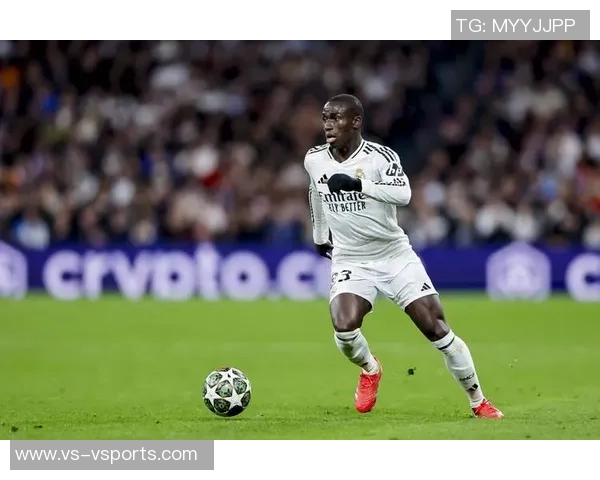 马卡国家德比前瞻：皇马体系逐渐稳定，巴萨面临状态下滑挑战